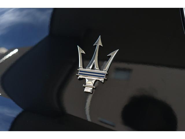 レヴァンテ GTハイブリッド ワンオーナー フル・プレミアムレザー(ロッソ) ヘッドレスト・トライデントステッチ イージーエントリーシステム ハーマンK ソフトクローズドア パノラマSR レッド・キャリパー 21AW(ヘリオス)(10枚目)