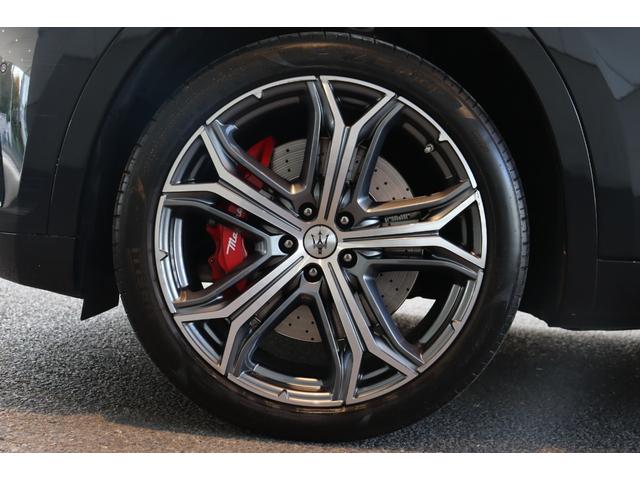 レヴァンテ GTハイブリッド ワンオーナー フル・プレミアムレザー(ロッソ) ヘッドレスト・トライデントステッチ イージーエントリーシステム ハーマンK ソフトクローズドア パノラマSR レッド・キャリパー 21AW(ヘリオス)(13枚目)