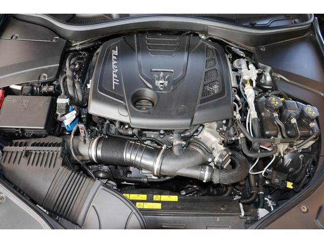 レヴァンテ GTハイブリッド ワンオーナー フル・プレミアムレザー(ロッソ) ヘッドレスト・トライデントステッチ イージーエントリーシステム ハーマンK ソフトクローズドア パノラマSR レッド・キャリパー 21AW(ヘリオス)(15枚目)