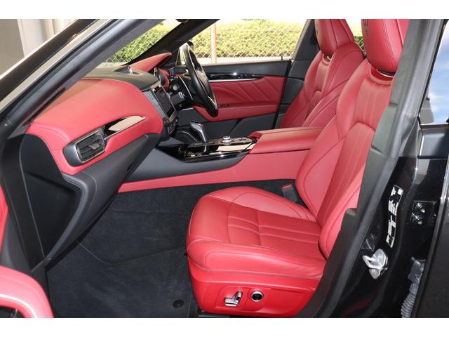 レヴァンテ GTハイブリッド ワンオーナー フル・プレミアムレザー(ロッソ) ヘッドレスト・トライデントステッチ イージーエントリーシステム ハーマンK ソフトクローズドア パノラマSR レッド・キャリパー 21AW(ヘリオス)(20枚目)