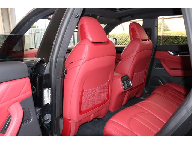 レヴァンテ GTハイブリッド ワンオーナー フル・プレミアムレザー(ロッソ) ヘッドレスト・トライデントステッチ イージーエントリーシステム ハーマンK ソフトクローズドア パノラマSR レッド・キャリパー 21AW(ヘリオス)(26枚目)