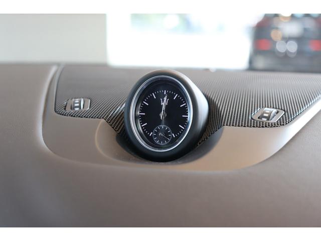 レヴァンテ GTハイブリッド ワンオーナー フル・プレミアムレザー(ロッソ) ヘッドレスト・トライデントステッチ イージーエントリーシステム ハーマンK ソフトクローズドア パノラマSR レッド・キャリパー 21AW(ヘリオス)(36枚目)