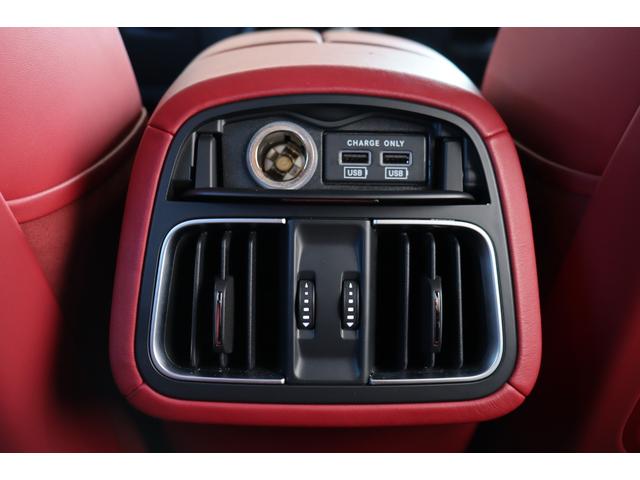 レヴァンテ GTハイブリッド ワンオーナー フル・プレミアムレザー(ロッソ) ヘッドレスト・トライデントステッチ イージーエントリーシステム ハーマンK ソフトクローズドア パノラマSR レッド・キャリパー 21AW(ヘリオス)(41枚目)