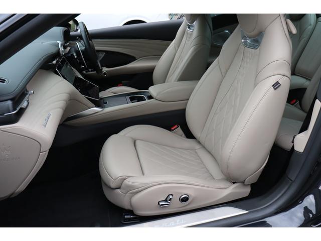 グラントゥーリズモ モデナ ワンオーナー クライメート コンフォート ADASベース スポーツデザインPKG グレージュレザー ラディカウッドトリム レッド・キャリパー 20/21ペガソ鍛造ホイール(グロッシーブラック)(21枚目)