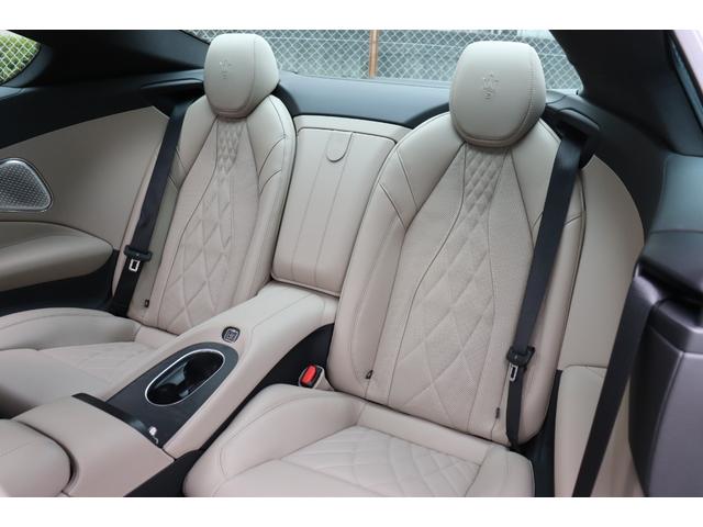 グラントゥーリズモ モデナ ワンオーナー クライメート コンフォート ADASベース スポーツデザインPKG グレージュレザー ラディカウッドトリム レッド・キャリパー 20/21ペガソ鍛造ホイール(グロッシーブラック)(25枚目)