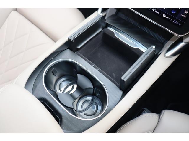 グラントゥーリズモ モデナ ワンオーナー クライメート コンフォート ADASベース スポーツデザインPKG グレージュレザー ラディカウッドトリム レッド・キャリパー 20/21ペガソ鍛造ホイール(グロッシーブラック)(29枚目)