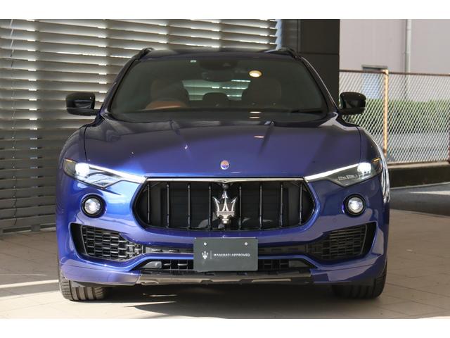 レヴァンテ ベースグレード ディーゼル プレミアム ネリッシモ ドライバーアシスタンスPKG タンレザー ピアノブラックトリム トラフィックサインレゴニクションソフトクローズドア LEDヘッドライト 19AW(ゼフィーロ)(5枚目)