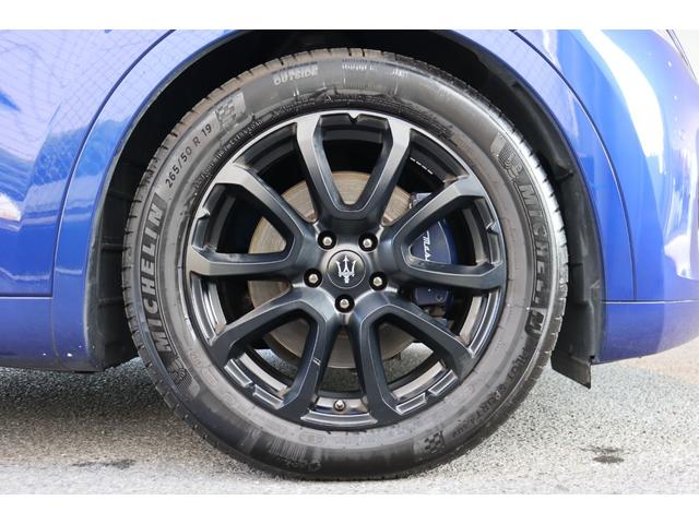 レヴァンテ ベースグレード ディーゼル プレミアム ネリッシモ ドライバーアシスタンスPKG タンレザー ピアノブラックトリム トラフィックサインレゴニクションソフトクローズドア LEDヘッドライト 19AW(ゼフィーロ)(11枚目)