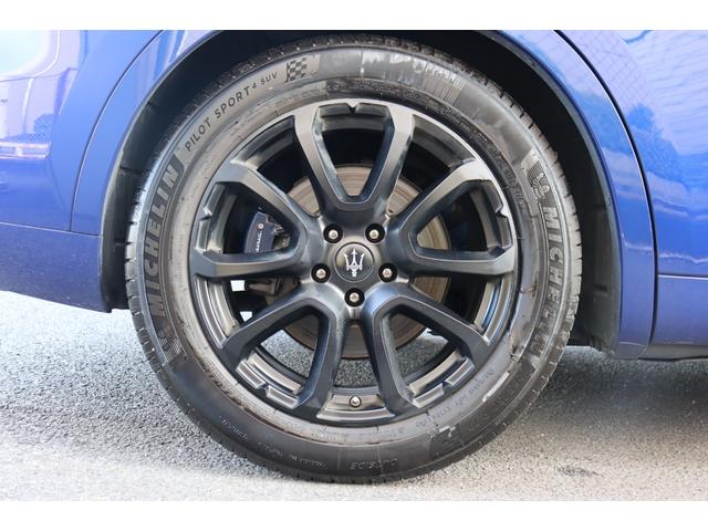 レヴァンテ ベースグレード ディーゼル プレミアム ネリッシモ ドライバーアシスタンスPKG タンレザー ピアノブラックトリム トラフィックサインレゴニクションソフトクローズドア LEDヘッドライト 19AW(ゼフィーロ)(12枚目)