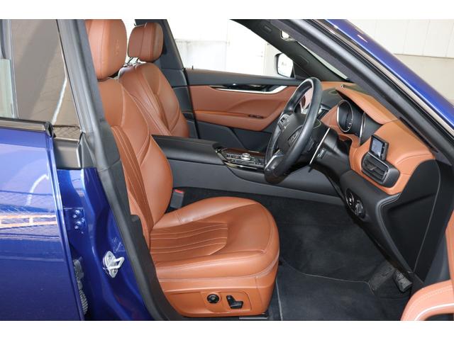 レヴァンテ ベースグレード ディーゼル プレミアム ネリッシモ ドライバーアシスタンスPKG タンレザー ピアノブラックトリム トラフィックサインレゴニクションソフトクローズドア LEDヘッドライト 19AW(ゼフィーロ)(19枚目)