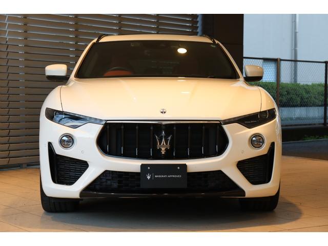 レヴァンテ モデナ ワンオーナー フル・プレミアムレザー(ロッソ) 前後シートヒーター ヘッドレスト・トライデントステッチ ハーマンK ソフトクローズドア パノラマSR レッド・キャリパー 21AW(ヘリオス)(6枚目)