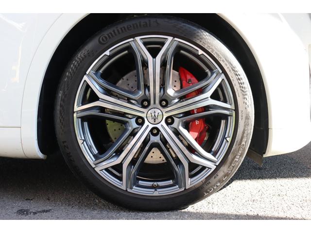 レヴァンテ モデナ ワンオーナー フル・プレミアムレザー(ロッソ) 前後シートヒーター ヘッドレスト・トライデントステッチ ハーマンK ソフトクローズドア パノラマSR レッド・キャリパー 21AW(ヘリオス)(11枚目)