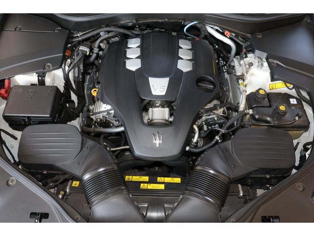 レヴァンテ モデナ ワンオーナー フル・プレミアムレザー(ロッソ) 前後シートヒーター ヘッドレスト・トライデントステッチ ハーマンK ソフトクローズドア パノラマSR レッド・キャリパー 21AW(ヘリオス)(15枚目)