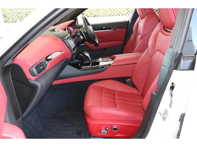 レヴァンテ モデナ ワンオーナー フル・プレミアムレザー(ロッソ) 前後シートヒーター ヘッドレスト・トライデントステッチ ハーマンK ソフトクローズドア パノラマSR レッド・キャリパー 21AW(ヘリオス)(21枚目)