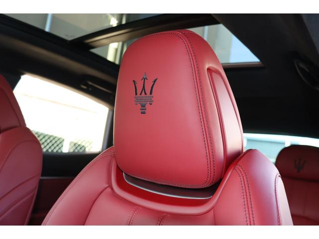 レヴァンテ モデナ ワンオーナー フル・プレミアムレザー(ロッソ) 前後シートヒーター ヘッドレスト・トライデントステッチ ハーマンK ソフトクローズドア パノラマSR レッド・キャリパー 21AW(ヘリオス)(22枚目)