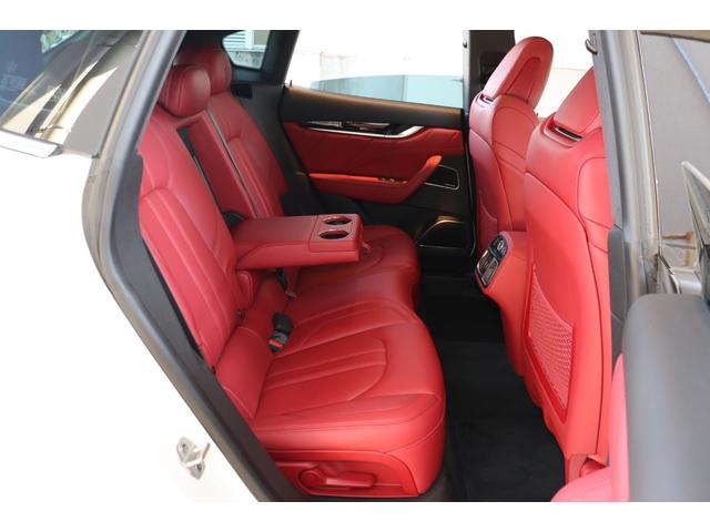 レヴァンテ モデナ ワンオーナー フル・プレミアムレザー(ロッソ) 前後シートヒーター ヘッドレスト・トライデントステッチ ハーマンK ソフトクローズドア パノラマSR レッド・キャリパー 21AW(ヘリオス)(25枚目)