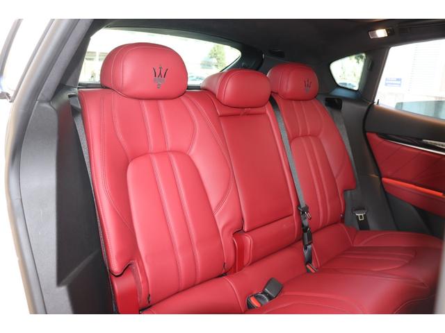 レヴァンテ モデナ ワンオーナー フル・プレミアムレザー(ロッソ) 前後シートヒーター ヘッドレスト・トライデントステッチ ハーマンK ソフトクローズドア パノラマSR レッド・キャリパー 21AW(ヘリオス)(26枚目)