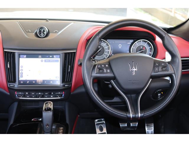 レヴァンテ モデナ ワンオーナー フル・プレミアムレザー(ロッソ) 前後シートヒーター ヘッドレスト・トライデントステッチ ハーマンK ソフトクローズドア パノラマSR レッド・キャリパー 21AW(ヘリオス)(29枚目)