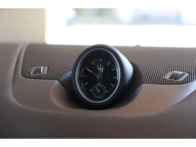 レヴァンテ モデナ ワンオーナー フル・プレミアムレザー(ロッソ) 前後シートヒーター ヘッドレスト・トライデントステッチ ハーマンK ソフトクローズドア パノラマSR レッド・キャリパー 21AW(ヘリオス)(38枚目)