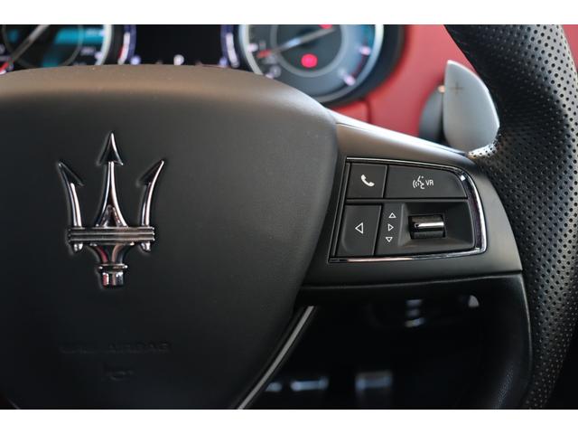 レヴァンテ モデナ ワンオーナー フル・プレミアムレザー(ロッソ) 前後シートヒーター ヘッドレスト・トライデントステッチ ハーマンK ソフトクローズドア パノラマSR レッド・キャリパー 21AW(ヘリオス)(40枚目)