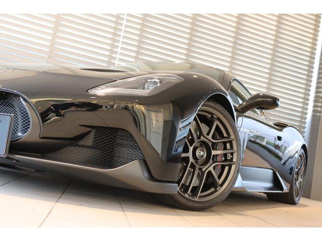 ＭＣ２０ ベースグレード　ワンオーナーフル・ナチュラルレザーインテリア（シェブロンデザイン）　ヘッドレスト・トライデントステッチ　　サスペンションリフターマットブラック・キャリパー　カーボンセラミックＢ　２０ＡＷ（Ｃｏｒｓａ）（14枚目）