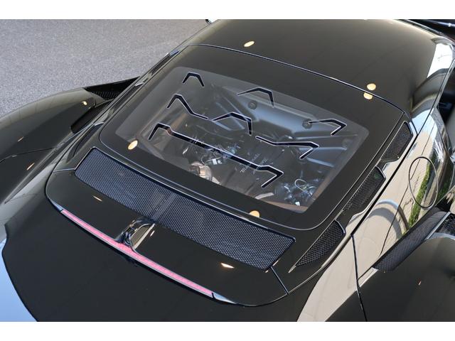 ＭＣ２０ ベースグレード　ワンオーナーフル・ナチュラルレザーインテリア（シェブロンデザイン）　ヘッドレスト・トライデントステッチ　　サスペンションリフターマットブラック・キャリパー　カーボンセラミックＢ　２０ＡＷ（Ｃｏｒｓａ）（26枚目）