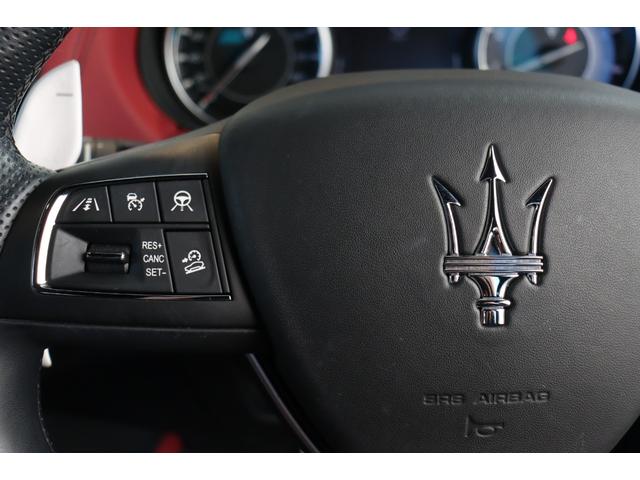 レヴァンテ モデナ　ワンオーナー・フル・プレミアムレザー（ロッソ）・ヘッドレスト・トライデントステッチ　イージーエントリーシステム・ハーマンＫ・キックセンサー　パノラマＳＲ　レッド・キャリパー　２１ＡＷ（アンテオ）（39枚目）