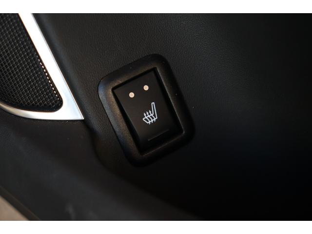 レヴァンテ モデナ　ワンオーナー・フル・プレミアムレザー（ロッソ）・ヘッドレスト・トライデントステッチ　イージーエントリーシステム・ハーマンＫ・キックセンサー　パノラマＳＲ　レッド・キャリパー　２１ＡＷ（アンテオ）（42枚目）