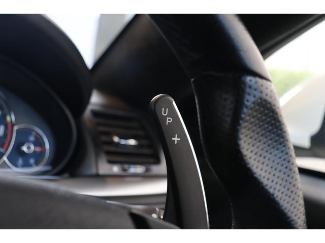 グラントゥーリズモ スポーツ MCオートシフト 右ハンドル ネロレザー(ロッソステッチ) ヘッドレスト・トライデントステッチ 20AW(ASTRO ANTRACITE) ナビ フルセグ バックカメラ(37枚目)