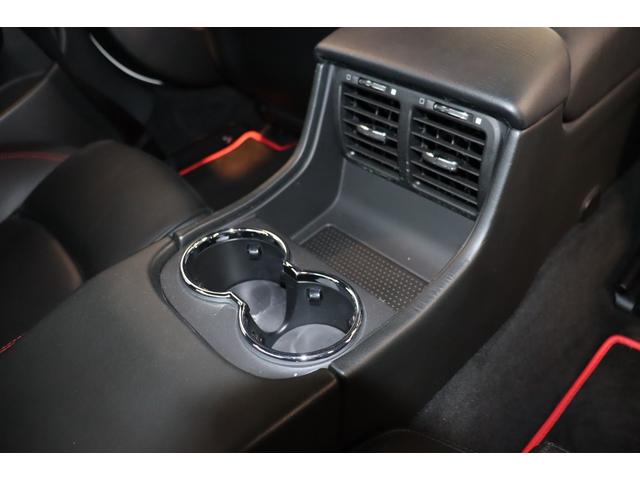 グラントゥーリズモ スポーツ MCオートシフト 右ハンドル ネロレザー(ロッソステッチ) ヘッドレスト・トライデントステッチ 20AW(ASTRO ANTRACITE) ナビ フルセグ バックカメラ(40枚目)