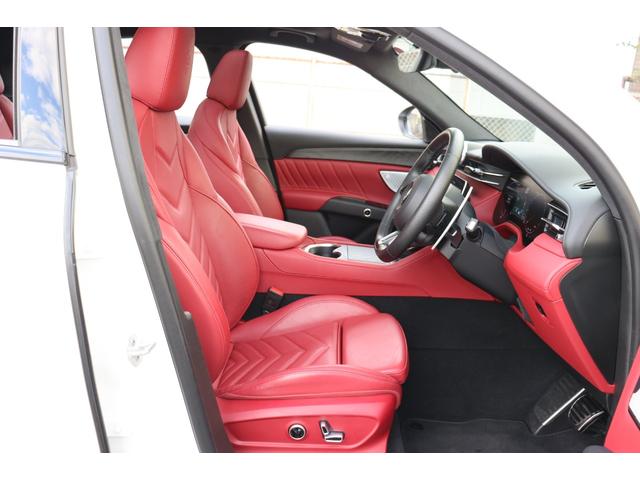 グレカーレ ＧＴ　インテルニ・ロッシ　クライメート　スポーツデザインパッケージ　ラディカウッドトリム　アンビエントライト　３ゾーンＡ／Ｃ　パノラマガラスサンルーフ　　レッド・キャリパー　２１ＡＷ（クリオ）（19枚目）