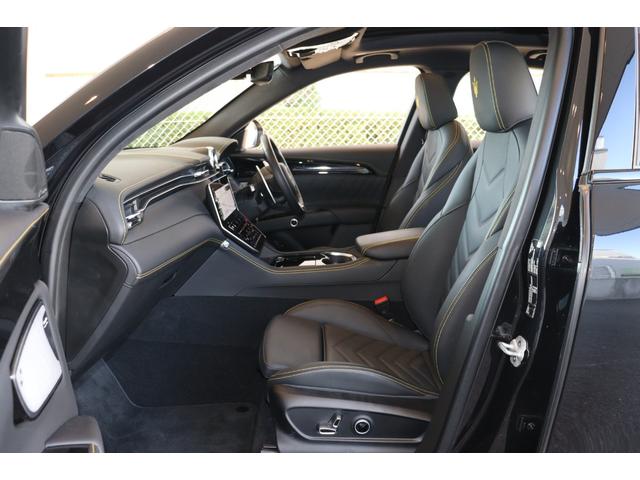 グレカーレ モデナ　クライメートＰＫＧプラス　スポーツプレミアムレザー　ブラックピアノトリム　パノラマガラスサンルーフ　イエローキャリパー・２０ＡＷ（エーテレ）（20枚目）