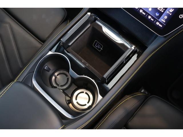 グレカーレ モデナ　クライメートＰＫＧプラス　スポーツプレミアムレザー　ブラックピアノトリム　パノラマガラスサンルーフ　イエローキャリパー・２０ＡＷ（エーテレ）（30枚目）