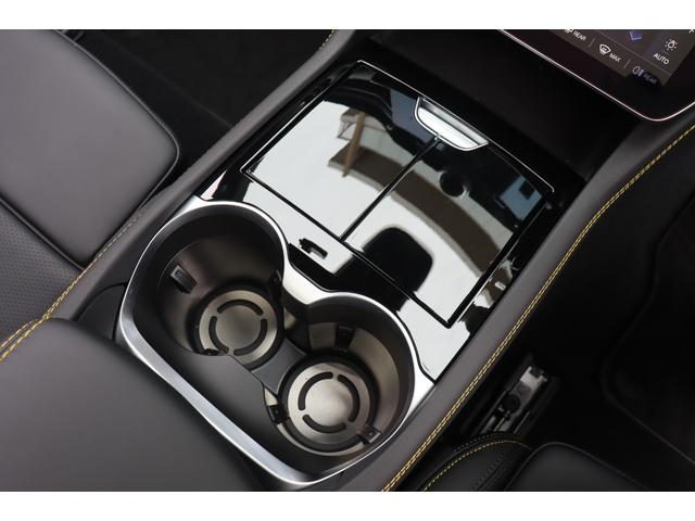 グレカーレ モデナ　ドライバーアシスタンスＰＫＧ　Ｌ１．２　クライメートＰＫＧプラススポーツプレミアムレザー　ブラックピアノトリム　プレミアムサウンドシステム　パノラマＳＲ　イエローキャリパー　２０ＡＷ（エーテレ）（29枚目）