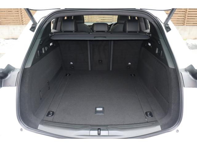 グレカーレ モデナ　ドライバーアシスタンスＰＫＧ　Ｌ１．２　クライメートＰＫＧプラススポーツプレミアムレザー　ブラックピアノトリム　プレミアムサウンドシステム　パノラマＳＲ　イエローキャリパー　２０ＡＷ（エーテレ）（41枚目）