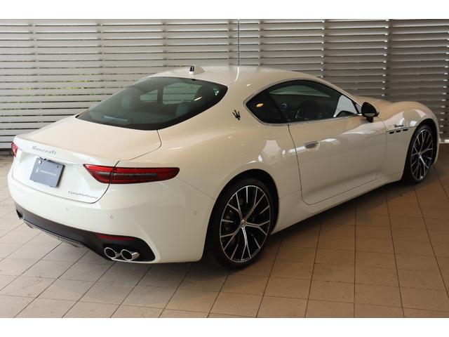 ●全車　全国陸送可能●遠方のお客様もお気軽にご相談ください。全国のマセラティ正規ディーラーにて保障修理にご対応しております。（一部特殊車両を除く）