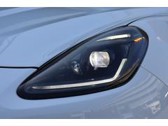 ���θ������餫�˼�ĥ���롢�ޥ���ƥ������Υ���֥�ࡣ���쥬�󥹡��饰���奢�꡼���ϥ��ѥե����ޥ󥹤ξ�ħ�Ǥ���֥ȥ饤�ǥ�ȡפ򥰥��˷Ȥ��Ƥ��ޤ��� 7