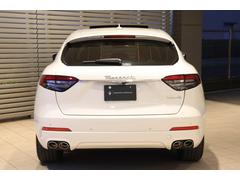 ���θ������餫�˼�ĥ���롢�ޥ���ƥ������Υ���֥�ࡣ���쥬�󥹡��饰���奢�꡼���ϥ��ѥե����ޥ󥹤ξ�ħ�Ǥ���֥ȥ饤�ǥ�ȡפ򥰥��˷Ȥ��Ƥ��ޤ��� 7