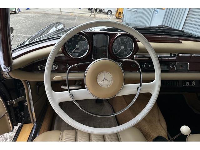 Sクラス  220SEクーペ 左ハンドル 本革シート ETC(13枚目)