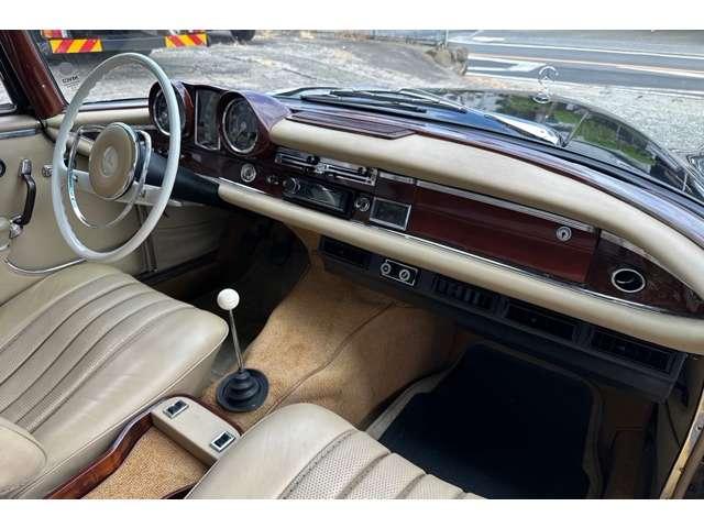 Sクラス  220SEクーペ 左ハンドル 本革シート ETC(16枚目)