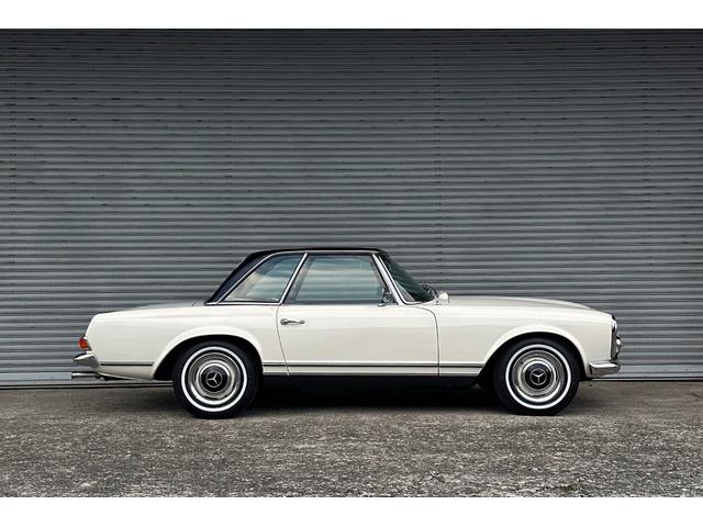 ＳＬ ２５０ＳＬ　正規ディーラー車　左ハンドル　法定整備付　オープン　フロア４ＡＴ　本革シート　ＥＴＣ　エアコン・クーラー（7枚目）