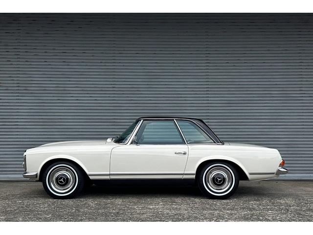 ＳＬ ２５０ＳＬ　正規ディーラー車　左ハンドル　法定整備付　オープン　フロア４ＡＴ　本革シート　ＥＴＣ　エアコン・クーラー（8枚目）