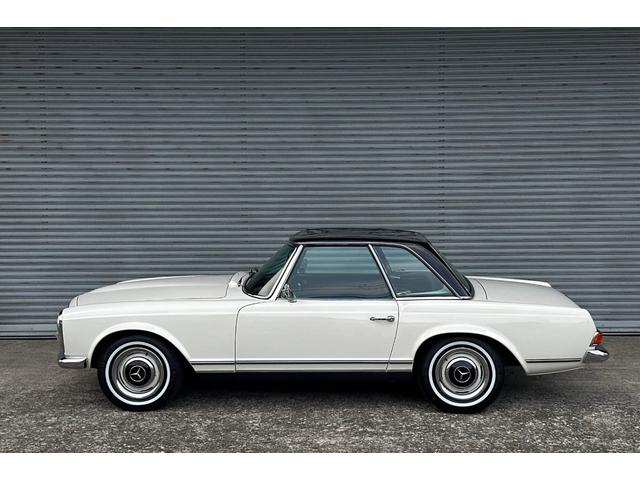 ＳＬ ２５０ＳＬ　正規ディーラー車　左ハンドル　法定整備付　オープン　フロア４ＡＴ　本革シート　ＥＴＣ　エアコン・クーラー（34枚目）