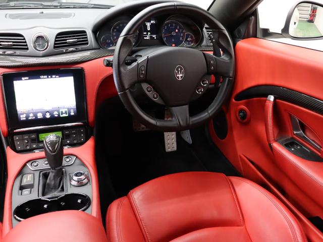 グラントゥーリズモ スポーツ　１オナ　後期　スポーツＰＫＧ　赤革　純正ＳＤナビ　ｈａｒｍａｎ／ｋａｒｄｏｎ　ＢＴ　トライデントステッチ　レッドキャリパー　ＭＣスポーツラインカーボントリム　ＥＴＣ　ＰＴＳ　純正２０ＡＷ　２年保証（27枚目）