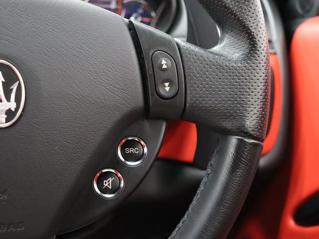 グラントゥーリズモ スポーツ　１オナ　後期　スポーツＰＫＧ　赤革　純正ＳＤナビ　ｈａｒｍａｎ／ｋａｒｄｏｎ　ＢＴ　トライデントステッチ　レッドキャリパー　ＭＣスポーツラインカーボントリム　ＥＴＣ　ＰＴＳ　純正２０ＡＷ　２年保証（29枚目）