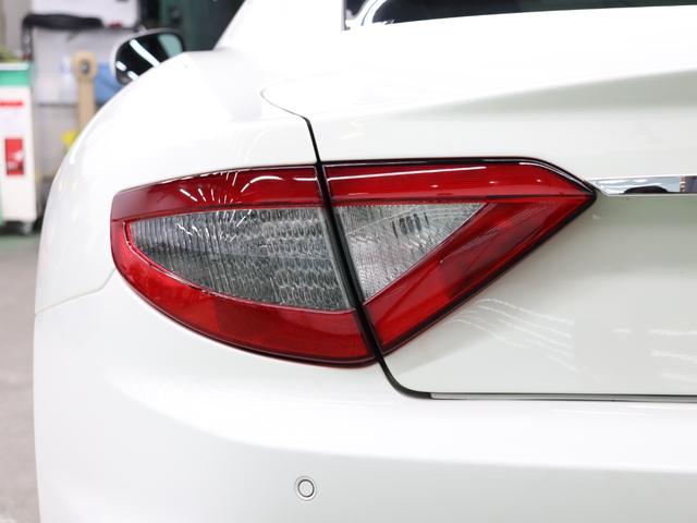 グラントゥーリズモ スポーツ　１オナ　後期　スポーツＰＫＧ　赤革　純正ＳＤナビ　ｈａｒｍａｎ／ｋａｒｄｏｎ　ＢＴ　トライデントステッチ　レッドキャリパー　ＭＣスポーツラインカーボントリム　ＥＴＣ　ＰＴＳ　純正２０ＡＷ　２年保証（40枚目）