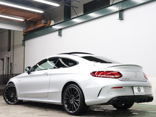 Cクラス C43 4マチッククーペ レーダーSP 黒革 ヒーター パノラマSR ナビTV ブルメS Carplay Bカメ HUD LEDヘッドライト 自動Rゲート AMGスタイリング AMGエグゾースト AMG19インチAW 2年保証(5枚目)