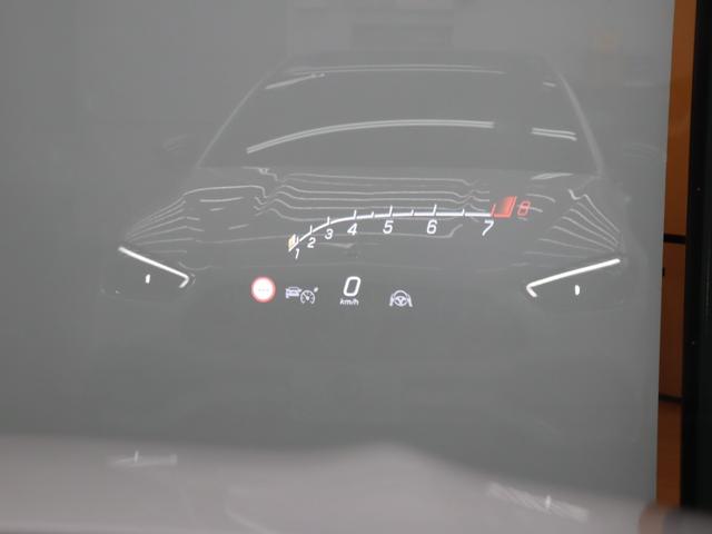 通常のご納車前仕上げに加えて、高品質なハイブランドコーティングのご用意もございます！もちろん、インテリアレザーコーティングの施工も可能です♪