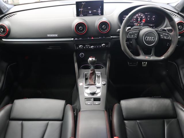 ＲＳ３ ベースグレード　１オナ　黒革　純正ＭＭＩナビ　Ｂａｎｇ＆Ｏｌｕｆｓｅｎ　Ｂカメラ　マトリクスＬＥＤライト　Ａｕｄｉマグネティックライド　アルミニウムスタイリングＰＫＧ　純正１９インチＡＷ（チタンルック）　２年保証付（2枚目）