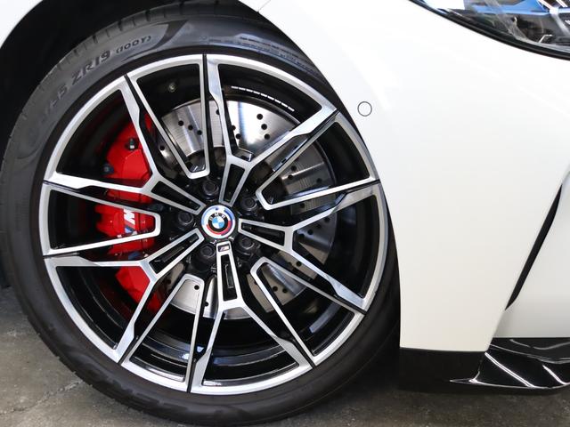 M4 M4クーペ コンペティション M xDrive 現行 パーキング&ドライブングA 黒革 ベンチレーター 純正ナビTV harman/kardon 360カメラ カーボンインテリア Mブレーキシステム Mエアロ M19&20インチAW 2年保証付(8枚目)
